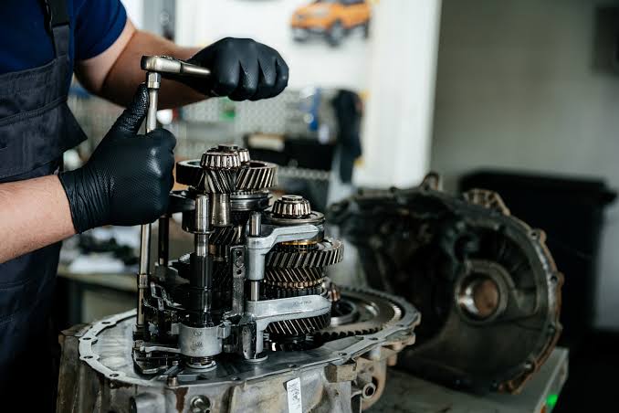 Gearbox repair Dubai